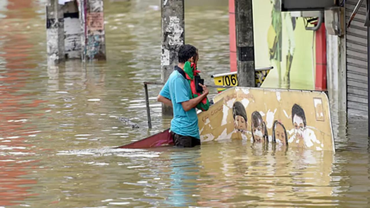 চার দেশে বন্যায় ১৫০০ মৃত্যুর পর নতুন আতঙ্ক