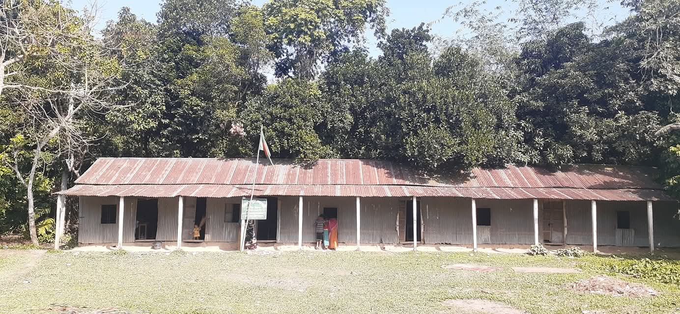 “সবার জন্য শিক্ষা” এই স্লোগান বাস্তবায়ন করতে দক্ষিণ সালুয়া বেসরকারী প্রাথমিক বিদ্যালয়টি সরকারীকরণ করা সময়ের দাবী।