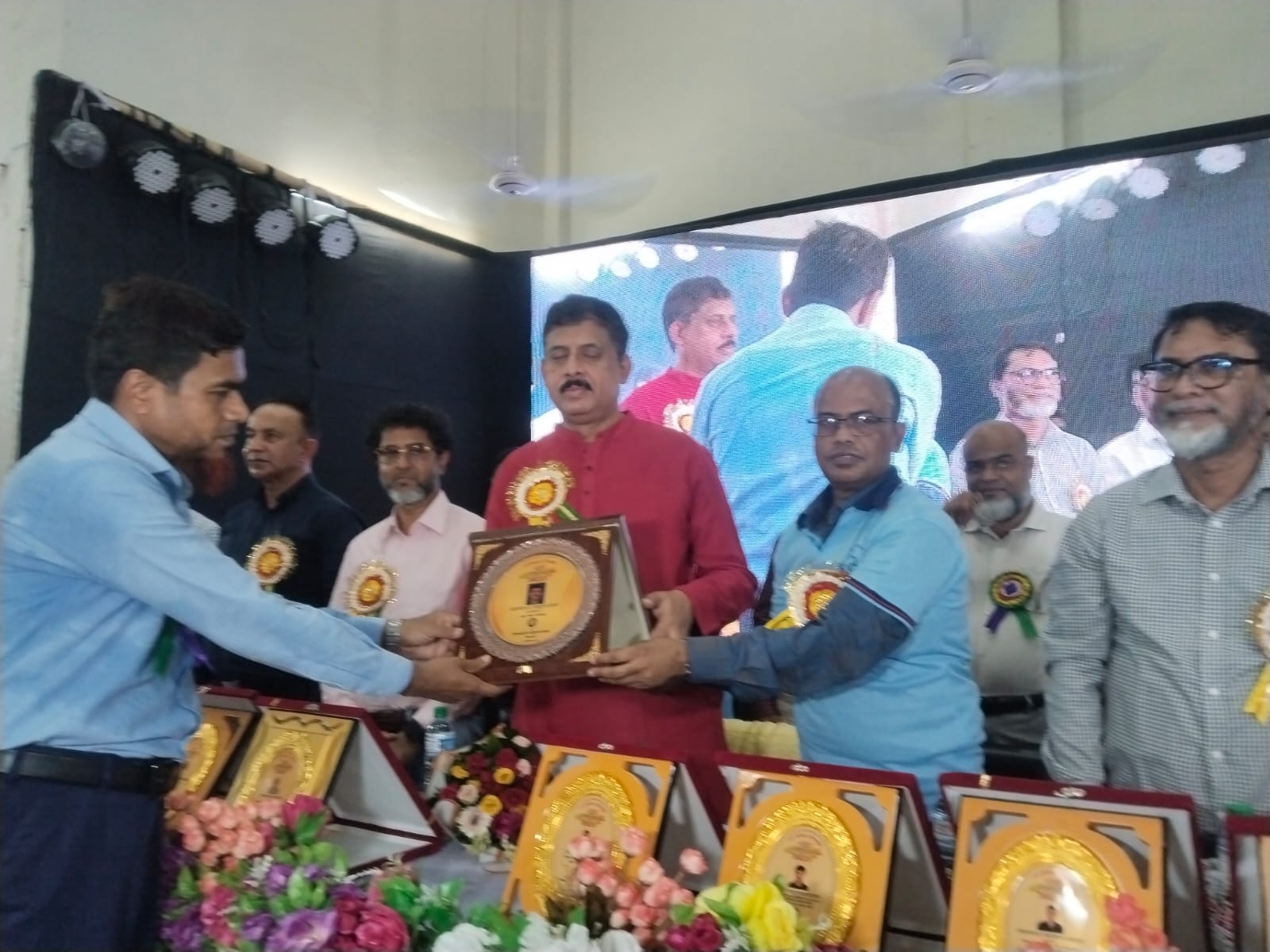 আট বছরেও স্থায়ী ক্যাম্পাস নেই নীলফামারী মেডিকেল কলেজে ডেতে দ্রুত অবকাঠামো উন্নয়নের আশ্বাস স্বাস্থ্য শিক্ষা মহাপরিচালক,