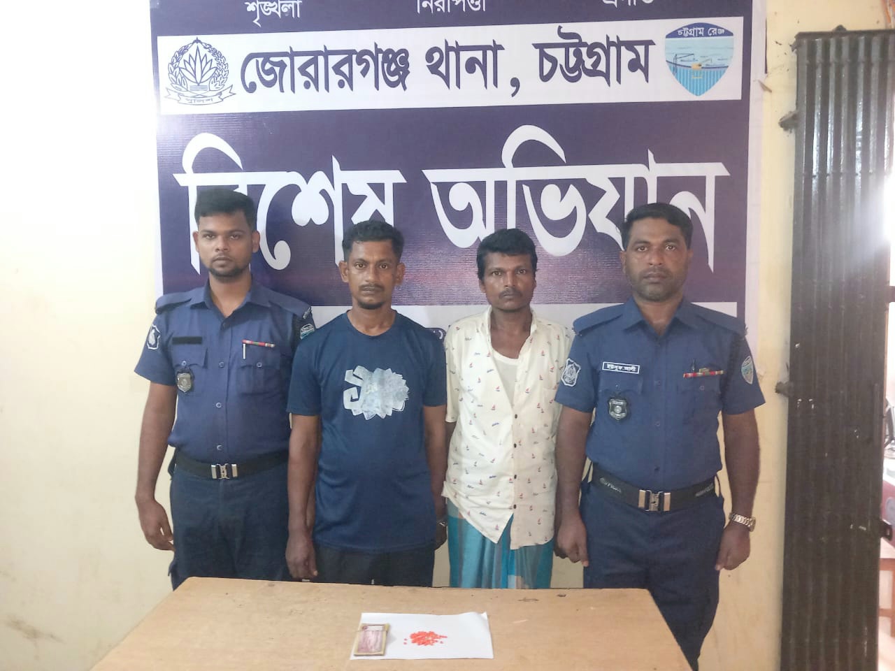 জোরারগঞ্জে ৭২ পিস ইয়াবাসহ দুই মাদক কারবারি গ্রেপ্তার