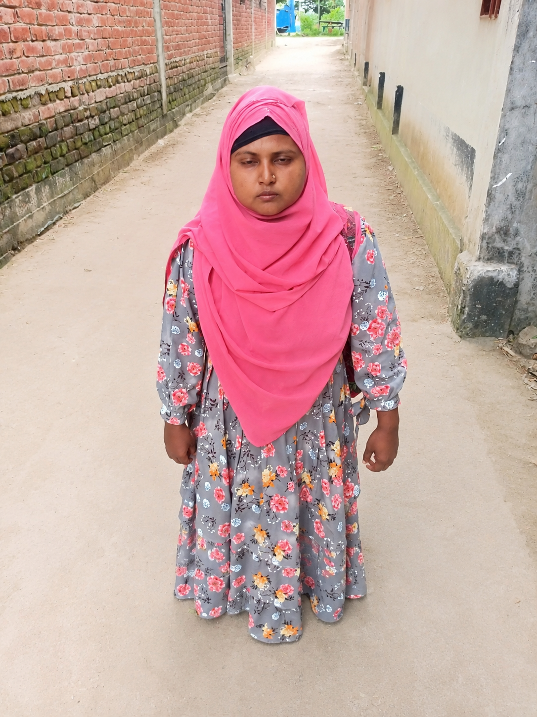 শারীরিক প্রতিবন্ধকতা জয় করে কামিল পাস, কর্মসংস্থানের অপেক্ষায় গাইবান্ধার শাহনাজ