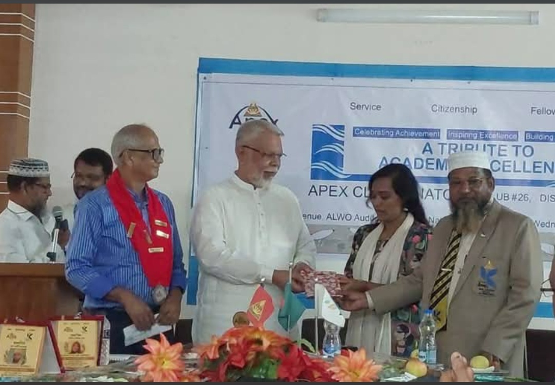নাটোরে মেধাবী শিক্ষার্থীদের সংবর্ধনা: আগামী দিনের নেতৃত্ব গড়ার প্রত্যয়