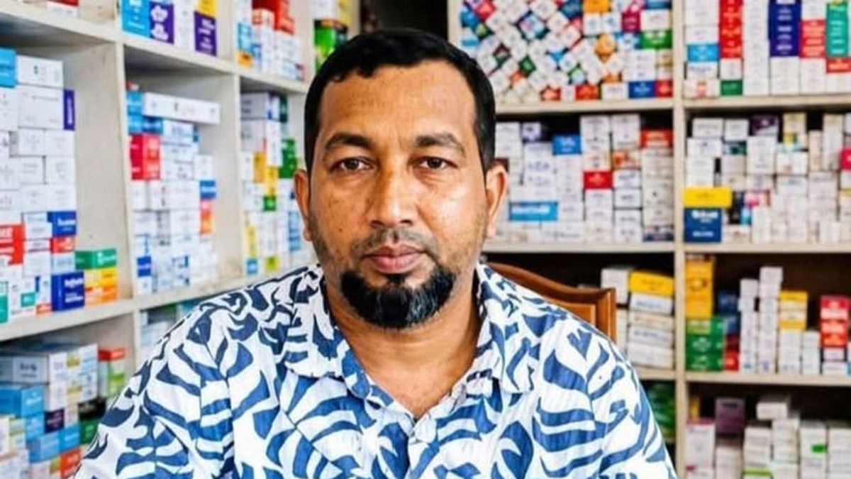 প্রেসক্রিপশন ছাড়া ওষুধ না দেওয়ায় যুবদল নেতার মারধর, চাঁদা দাবি