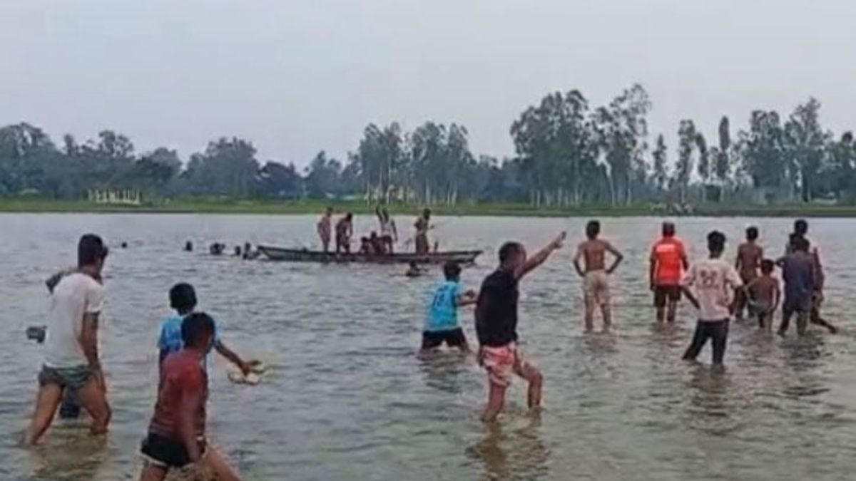 ডুবন্ত ছেলেকে বাঁচাতে গিয়ে বাবার মৃত্যু
