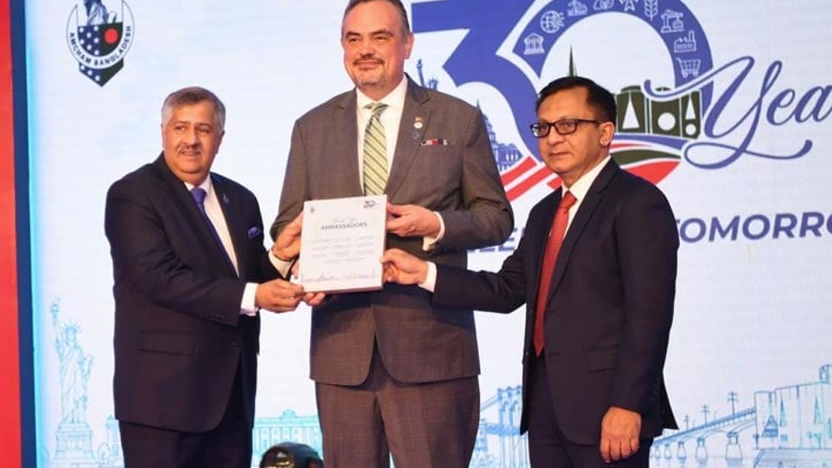 আরো ৫ বিলিয়ন ডলার মার্কিন বিনিয়োগ চায় বাংলাদেশ