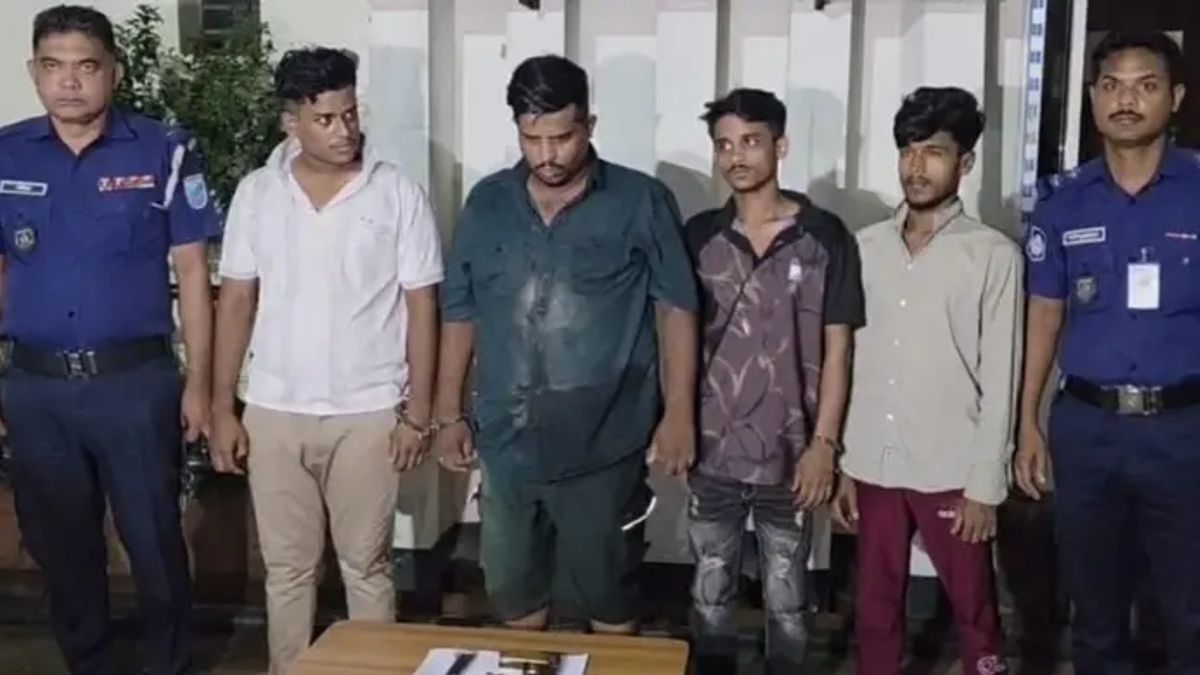 শ্রাবণ গ্রুপের সঙ্গে নবী গ্রুপের সংঘর্ষ, বিদেশি পিস্তলসহ গ্রেফতার ৪