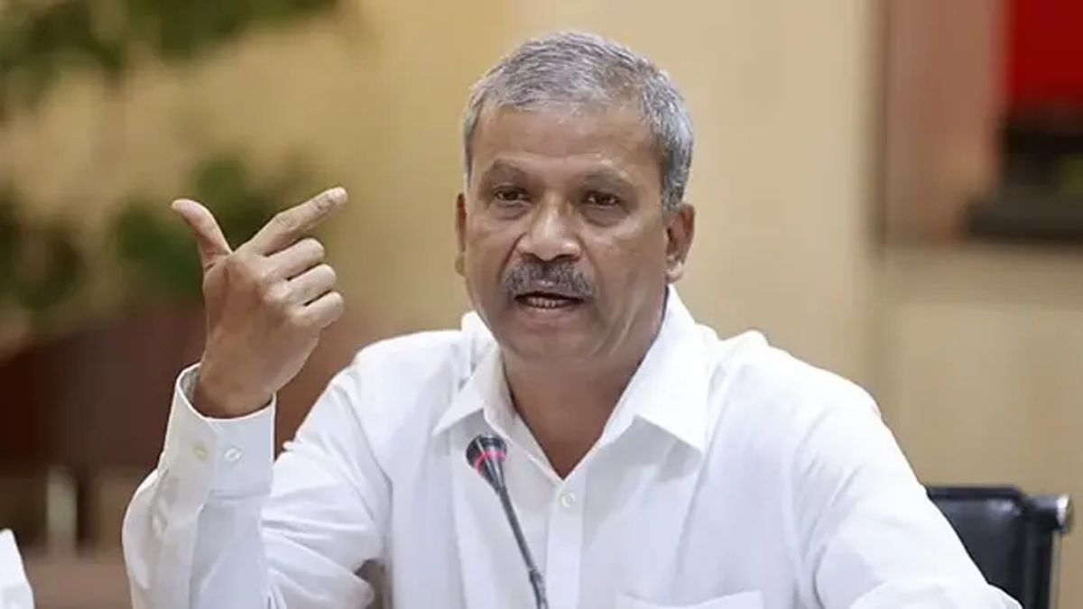 আমার সিদ্ধান্তেই বিশ্বকাপ খেলতে ভারতে যায়নি দল: আসিফ নজরুল