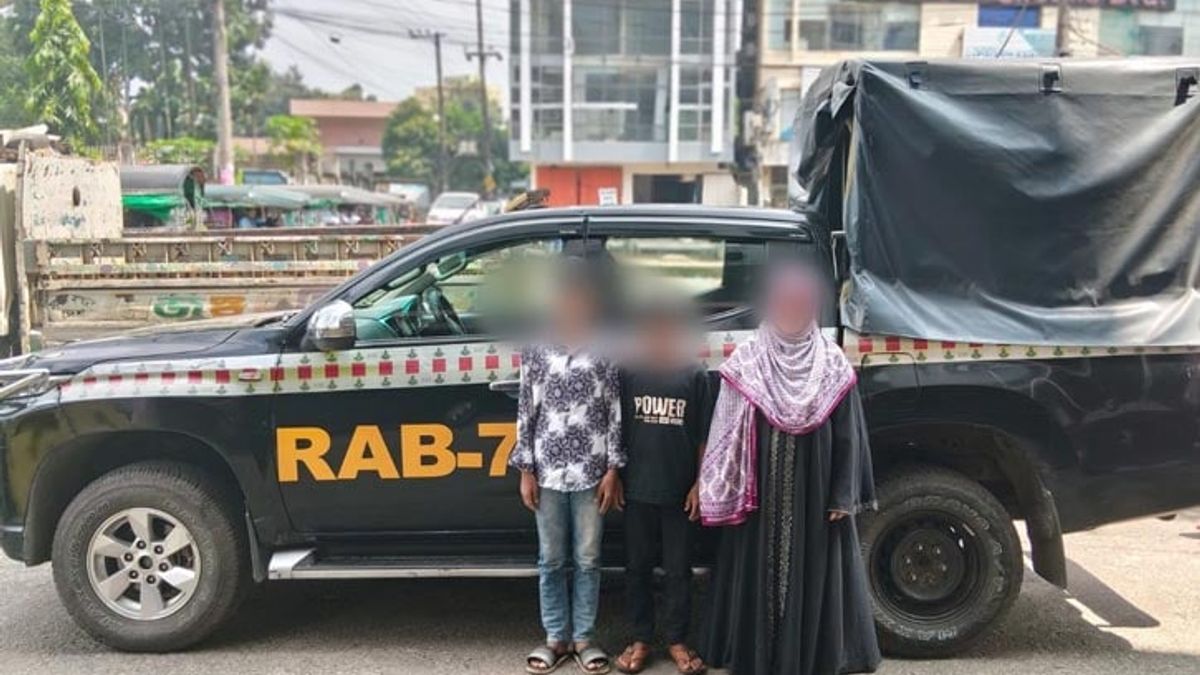 শিশুদের পেটে ইয়াবা পাচার, নারী আটক
