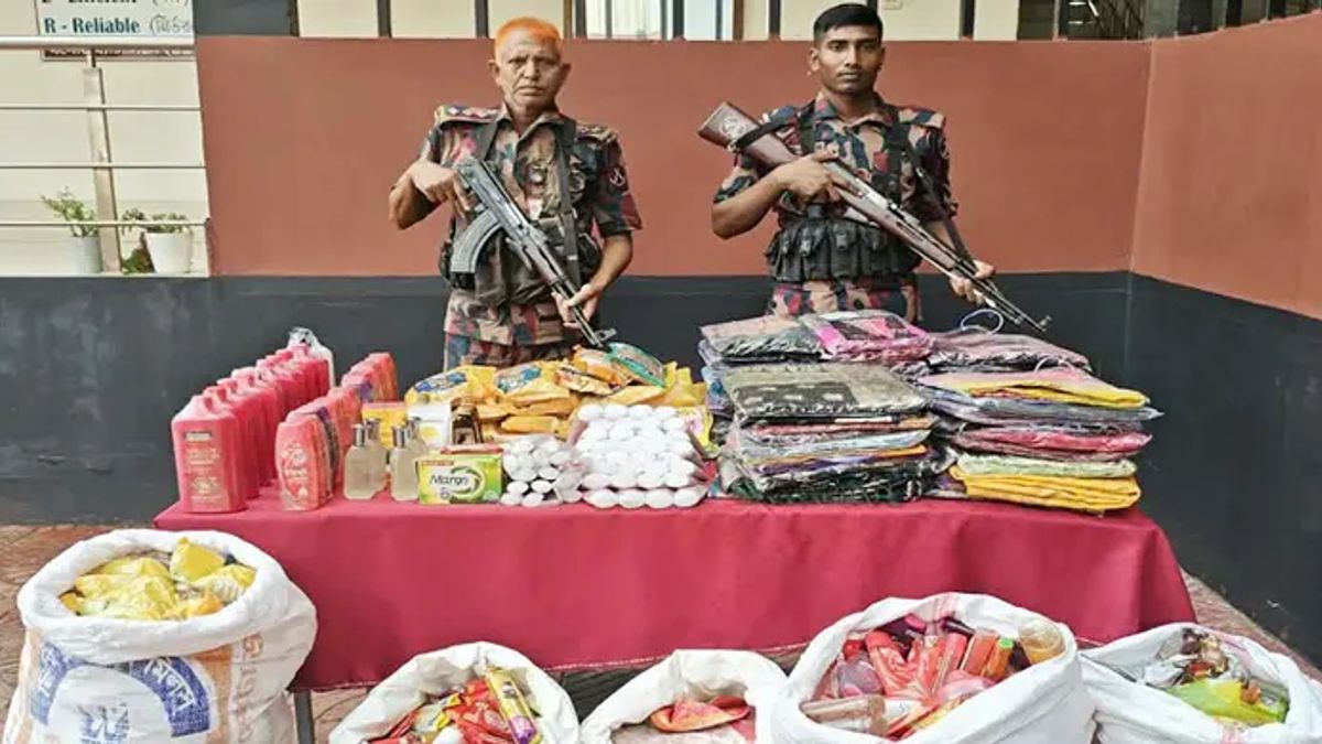 যশোর সীমান্তে বিপুল চোরাচালান পণ্য জব্দ করলো বিজিবি