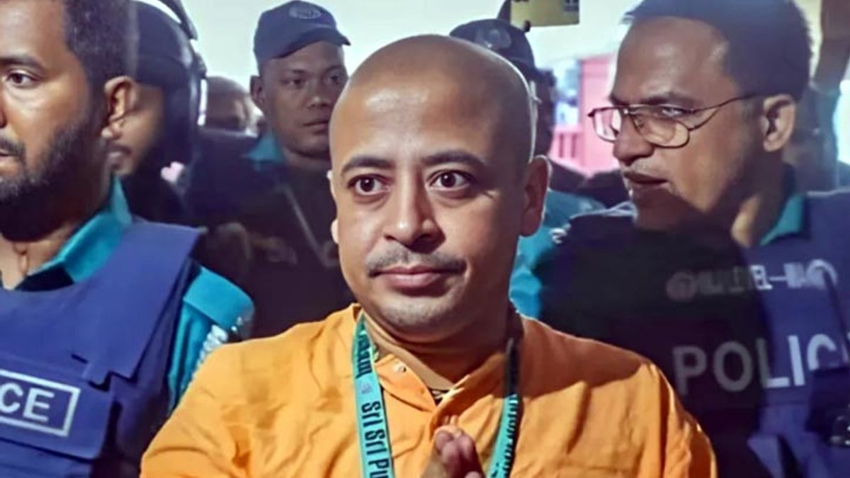 ৫ ঘণ্টার জন্য প্যারোলে মুক্তি পাচ্ছেন চিন্ময় কৃষ্ণ দাস