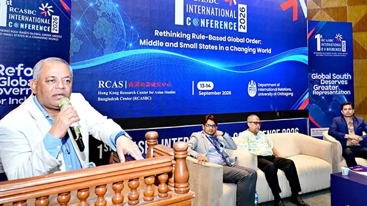 বৈশ্বিক র‍্যাংকিংয়ে যেতে শিক্ষার পরিবেশ বজায় রাখতে হবে