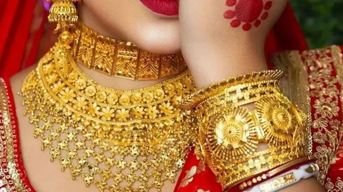 সোনার ভরি কত আজ?