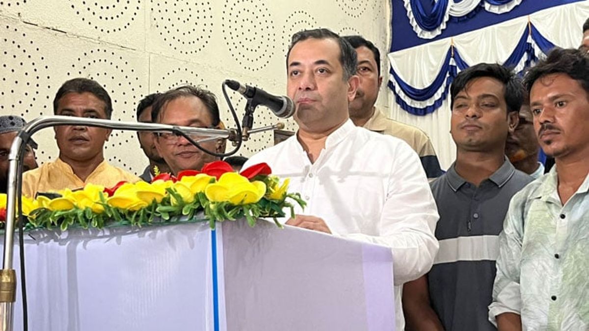 প্রধানমন্ত্রী গণমাধ্যম নিয়ন্ত্রণ না করার নির্দেশ দিয়েছেন: তথ্য প্রতিমন্ত্রী