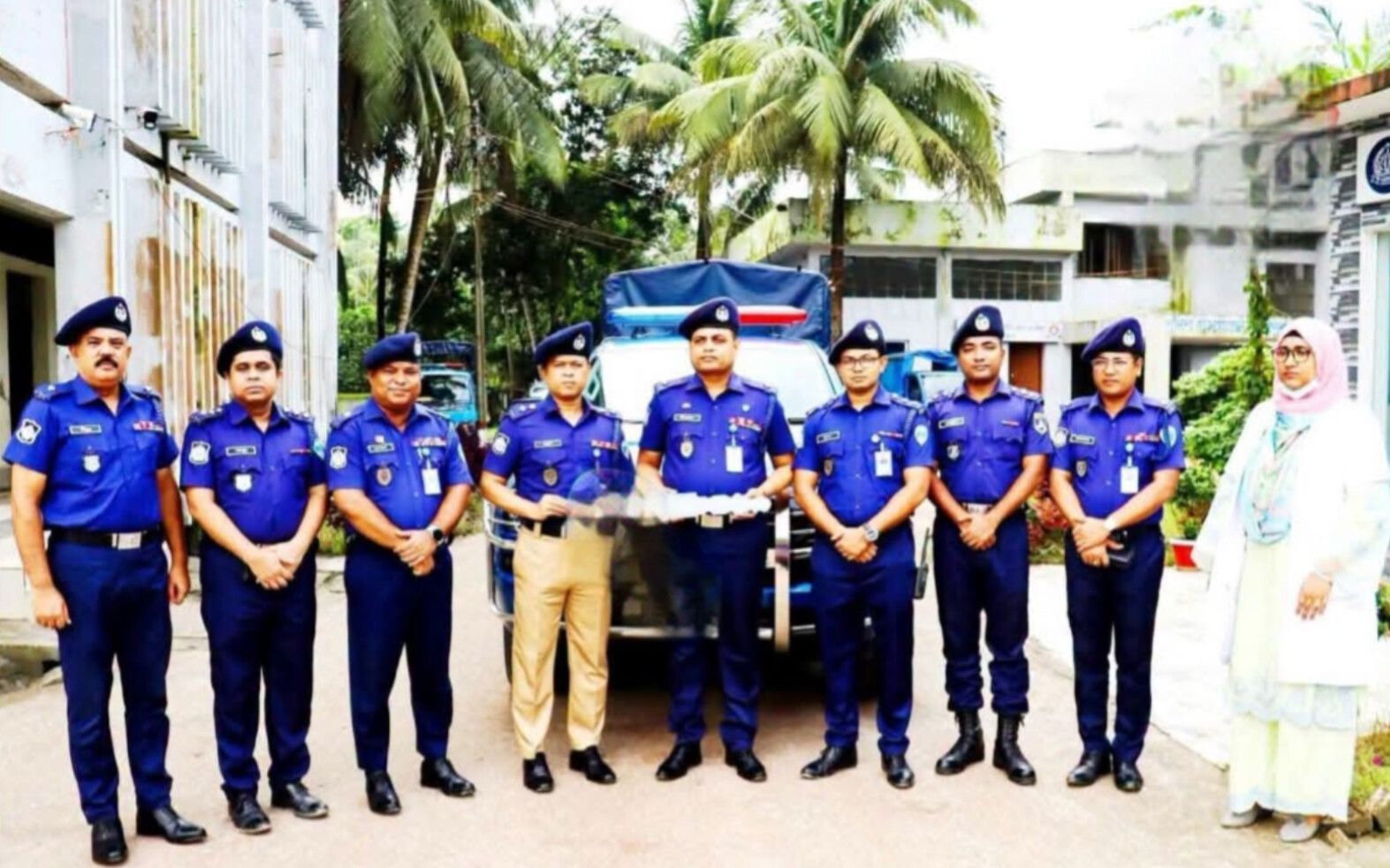 রামগঞ্জ থানার সক্ষমতা বাড়াতে যুক্ত হলো নতুন পুলিশ গাড়ি