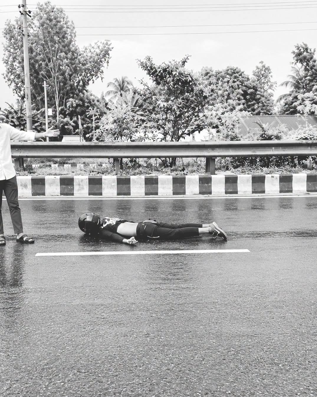 কালিয়াকৈরে মর্মান্তিক সড়ক দুর্ঘটনা: ট্রাকচাপায় মোটরসাইকেল আরোহী নিহত