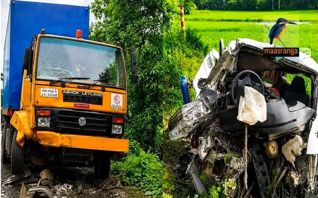 নাটোরের গুরুদাসপুরে কাভার্ড ভ্যান ও অ্যাম্বুলেন্সের মুখোমুখি সংঘর্ষে আহত ৮