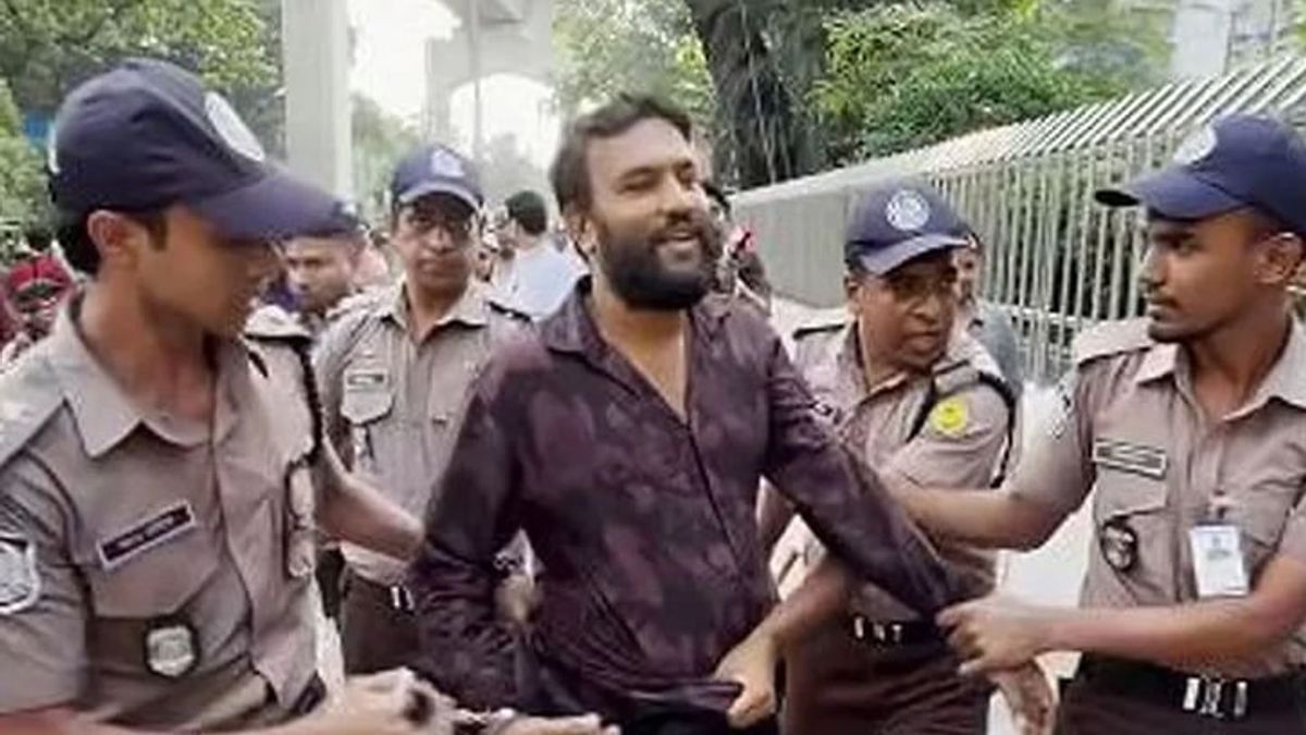 প্রধানমন্ত্রীর গাড়িবহরে প্রবেশের অভিযোগ, পুলিশ হেফাজতে মোটরসাইকেল চালক