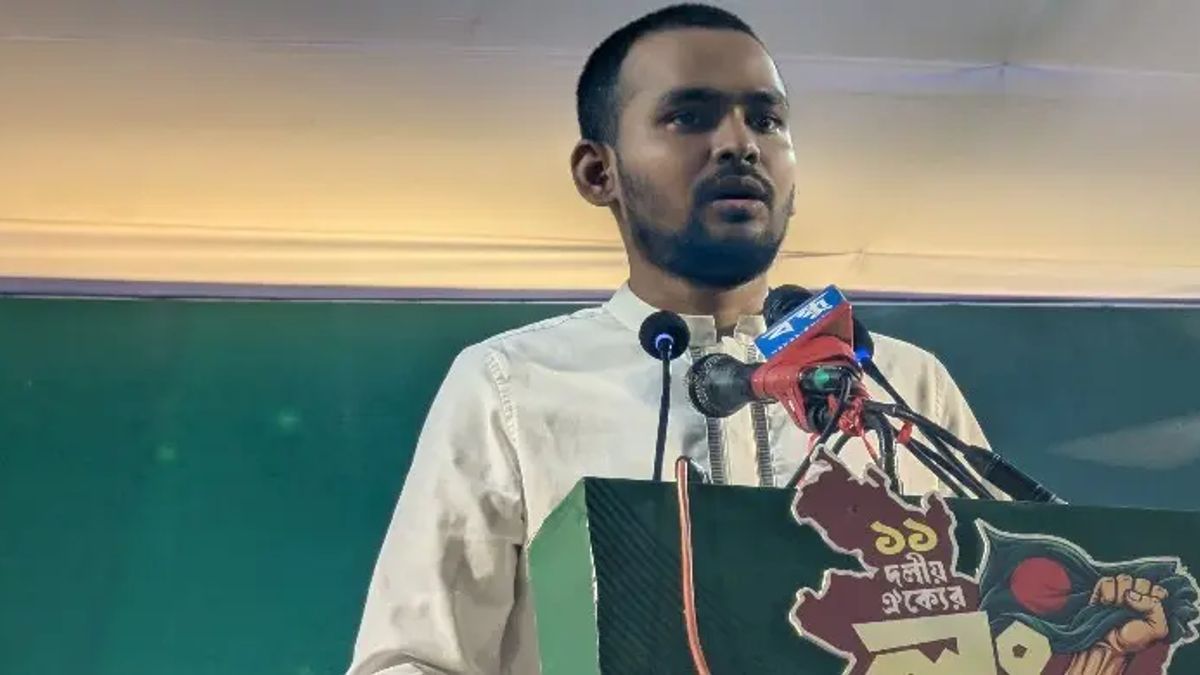 বাসায় গ্যাস-বিদ্যুৎ পাবো এমন কার্ড থাকলে দেন: আসিফ মাহমুদ
