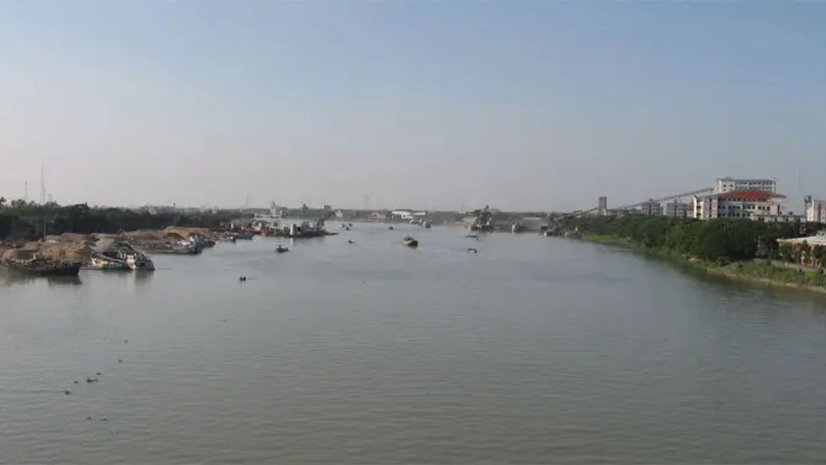 শীতলক্ষ্যায় তলিয়ে যাওয়া একজনকে উদ্ধারে নেমে নিখোঁজ ৪