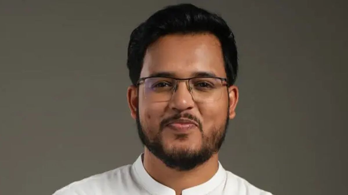 কুমিল্লা সিটির ভোটার হলেন এনসিপির মেয়র প্রার্থী তারিকুল