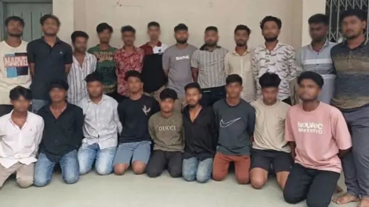 মিছিলের প্রস্তুতি, ৩ মাইক্রোবাসসহ আ’লীগের ৩১ নেতাকর্মী আটক