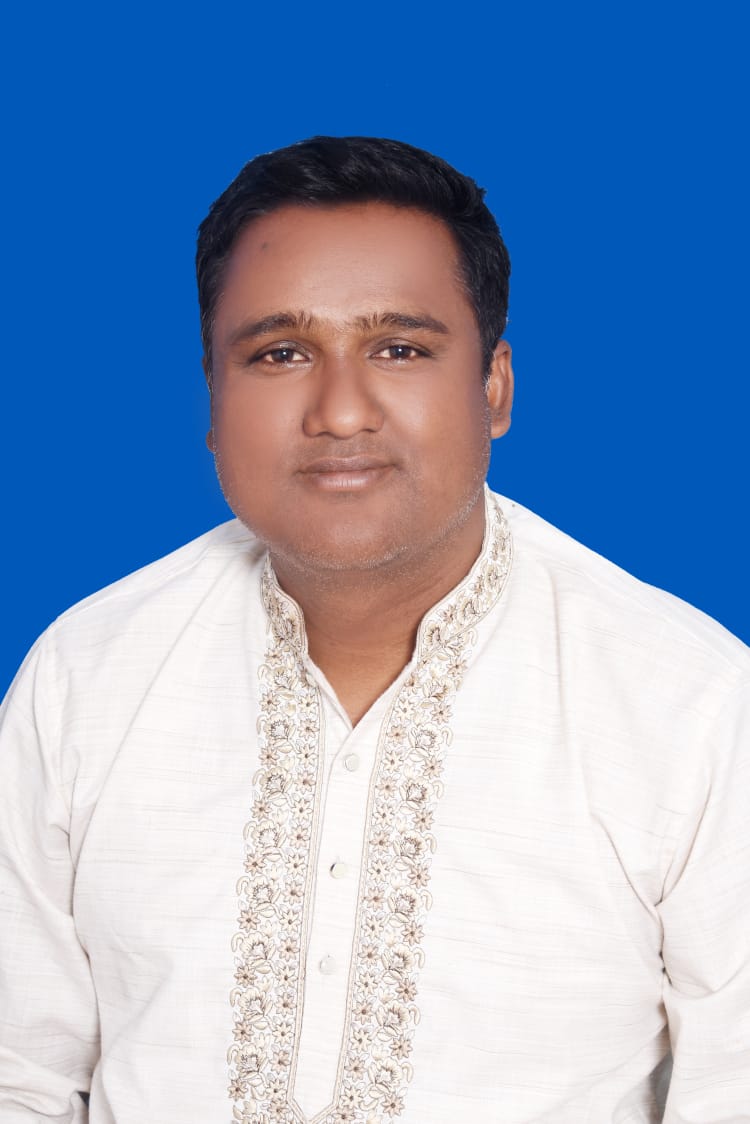 পার্বতীপুরের বেলাইচণ্ডী ইউনিয়নে চেয়ারম্যান পদে মাঠ চষে বেড়াচ্ছেন বিএনপি নেতা হামিদুল ইসলাম