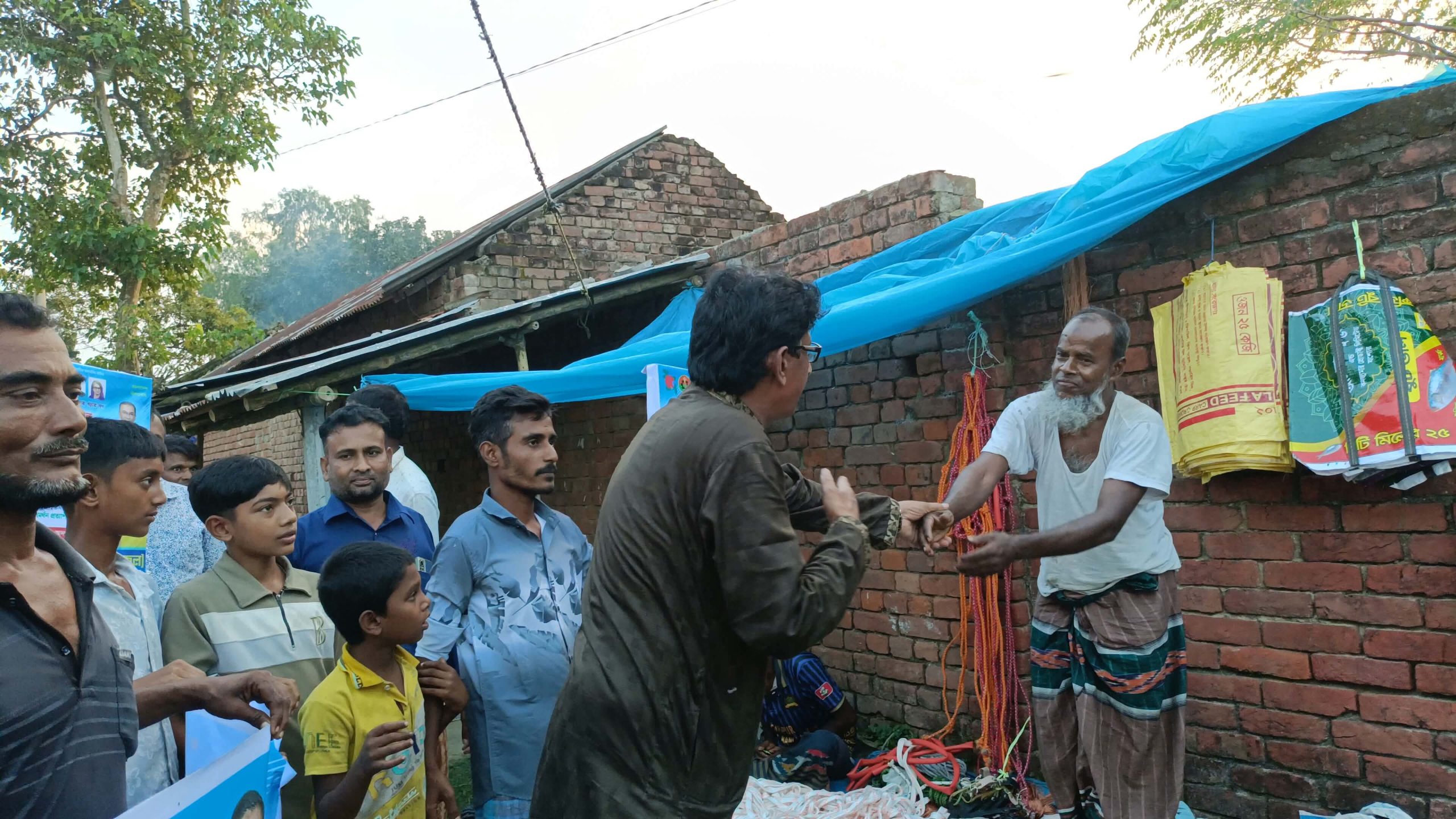 সিংড়ায় চেয়ারম্যান প্রার্থী কুরবান আলী কাজলের নির্বাচনী গণসংযোগ ও মতবিনিময়